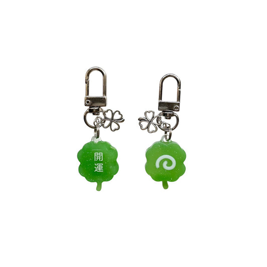 RESIN LUCKY CLOVER KEYCHAIN