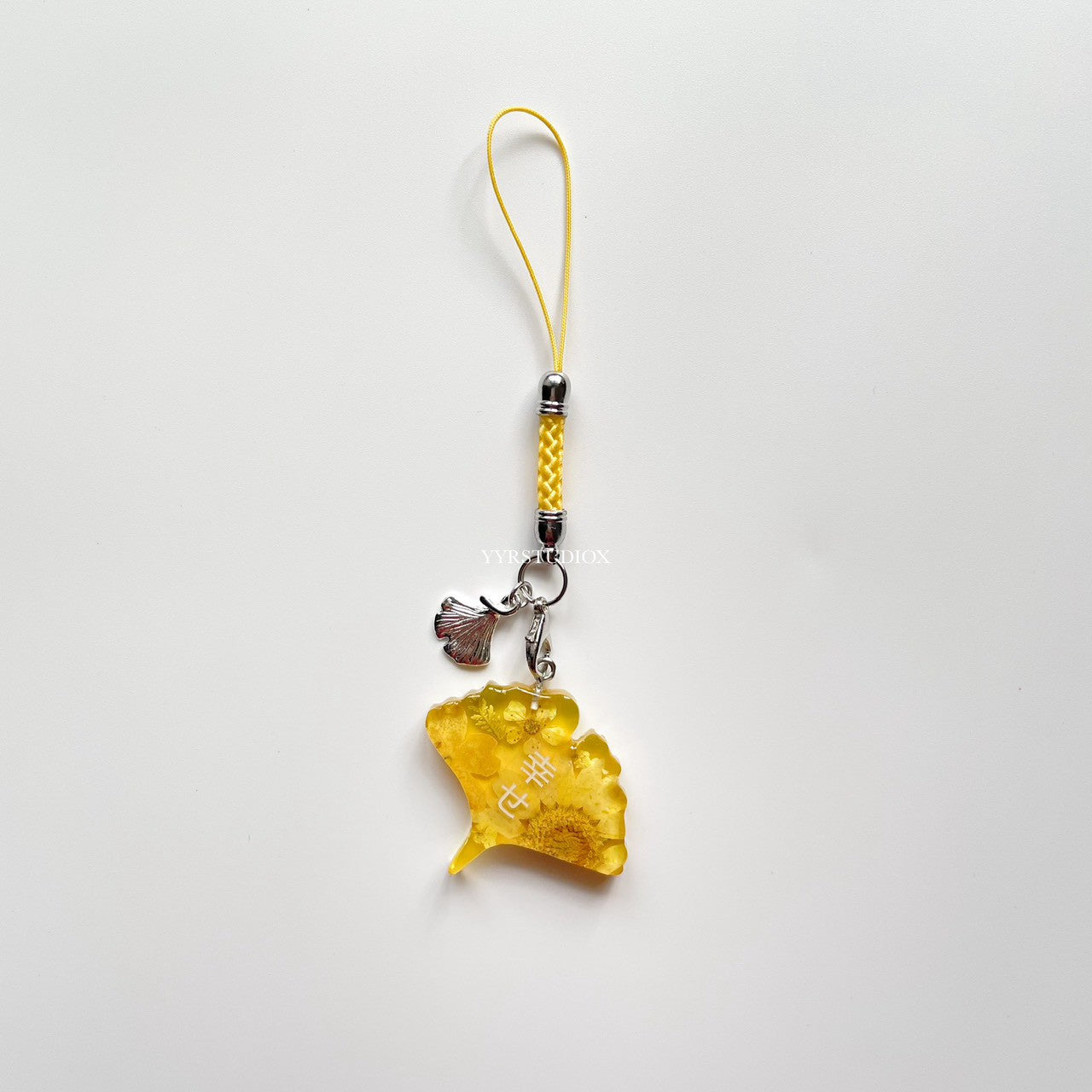 GINKGO LEAF KEYCHAIN
